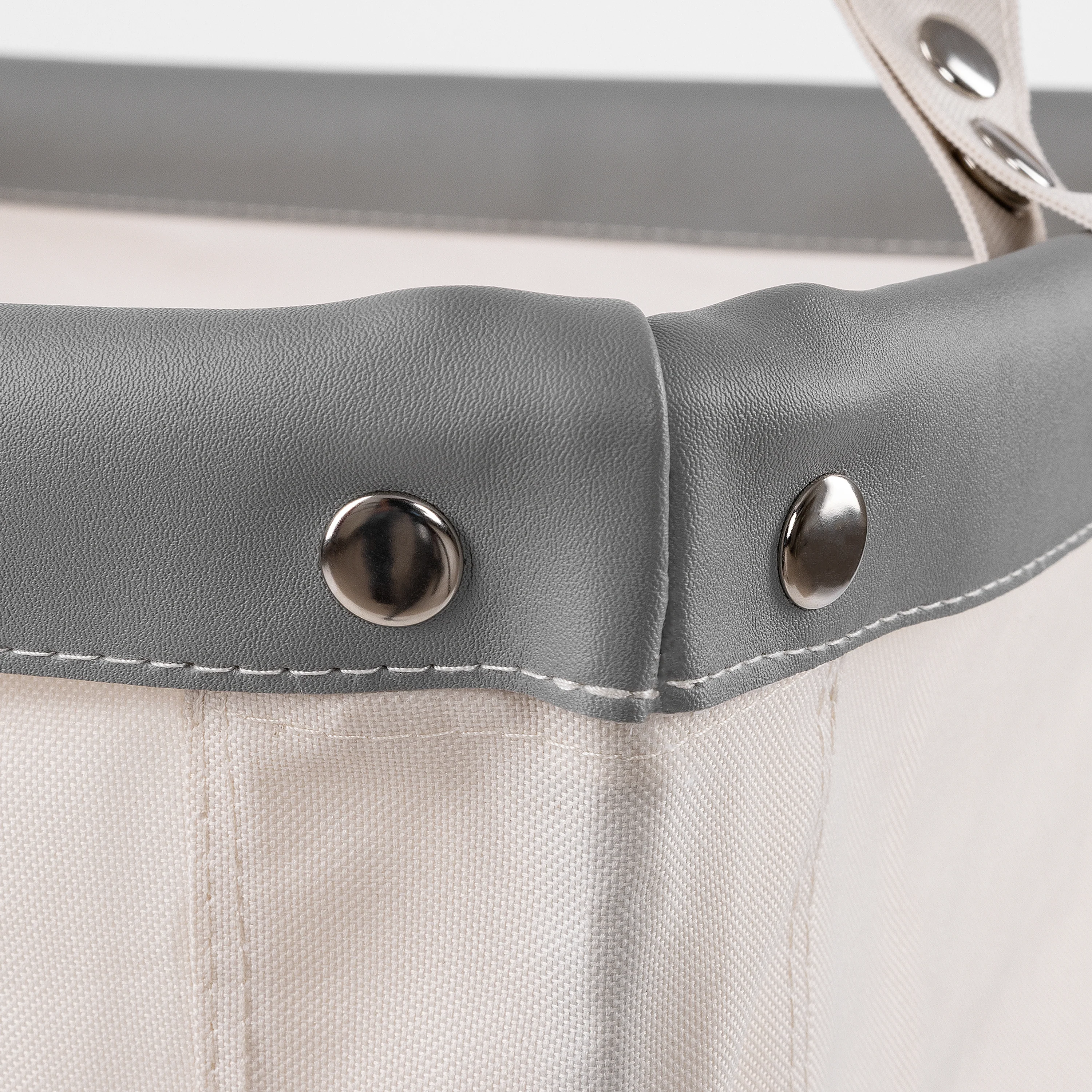 Heavy-Duty Rolling Laundry Hamper - Image 9
