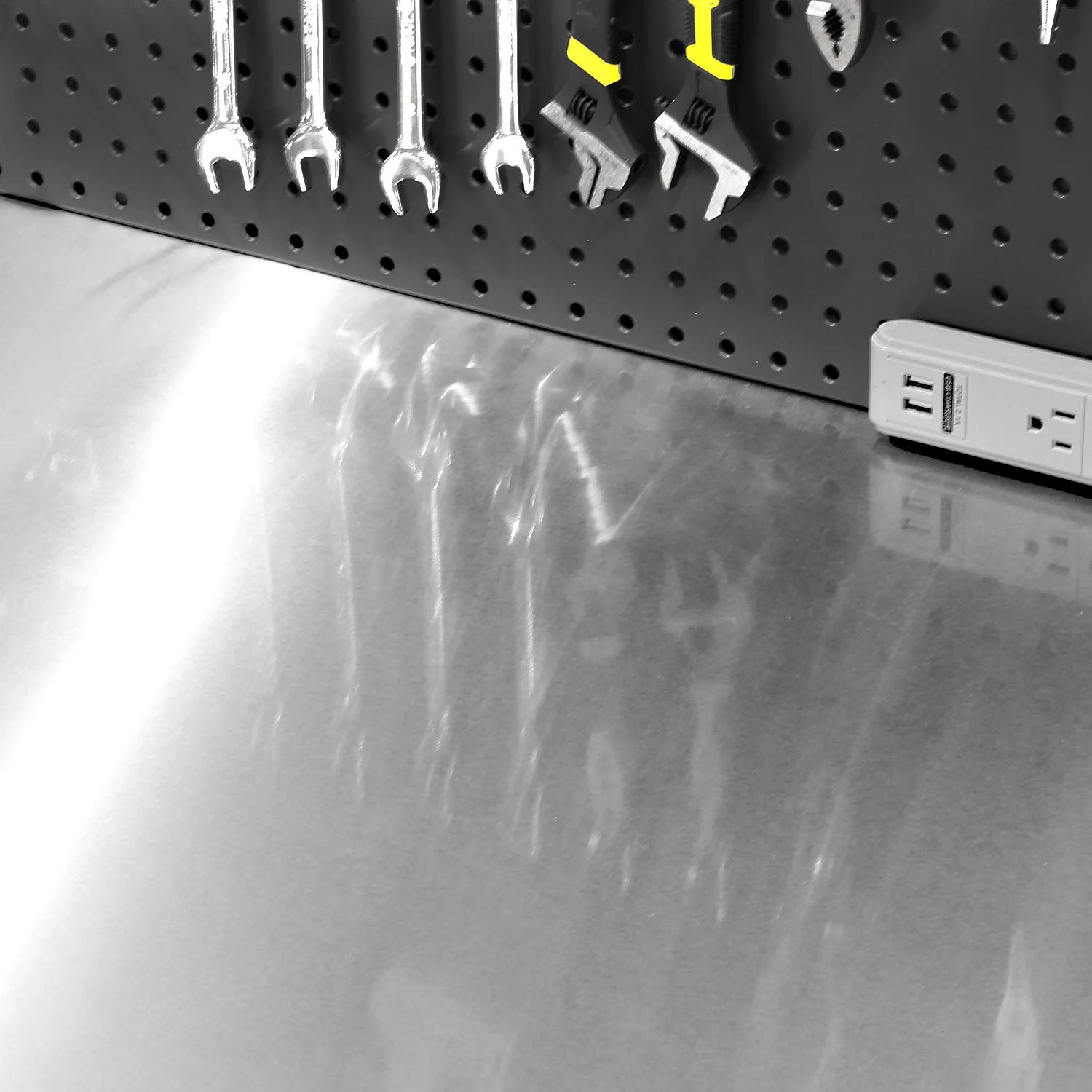 UltraHD® Lighted Workcenter w/ Stainless Steel Top and Pegboard, Graphite - Image 8