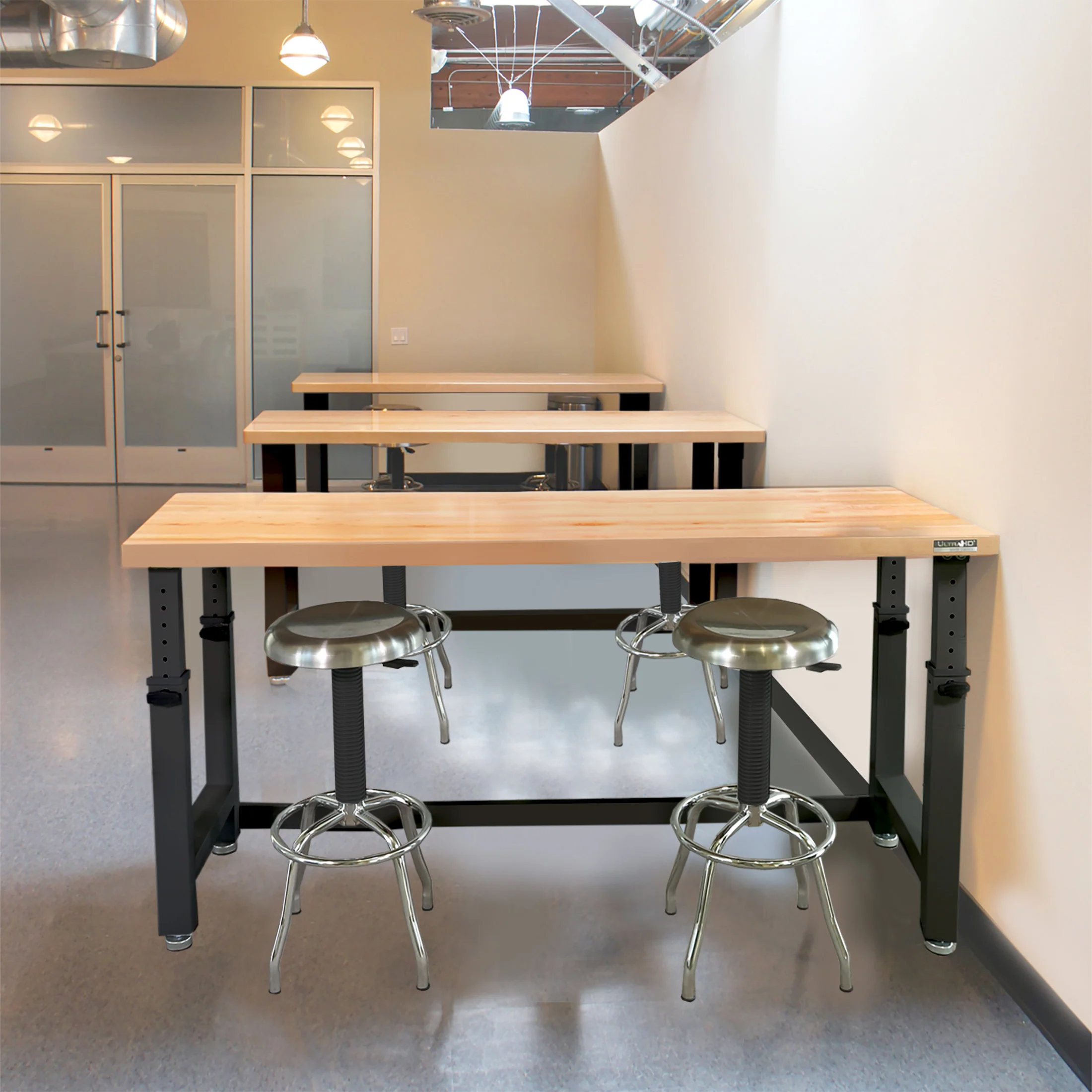 UltraHD® Height Adjustable Workbench - Image 9