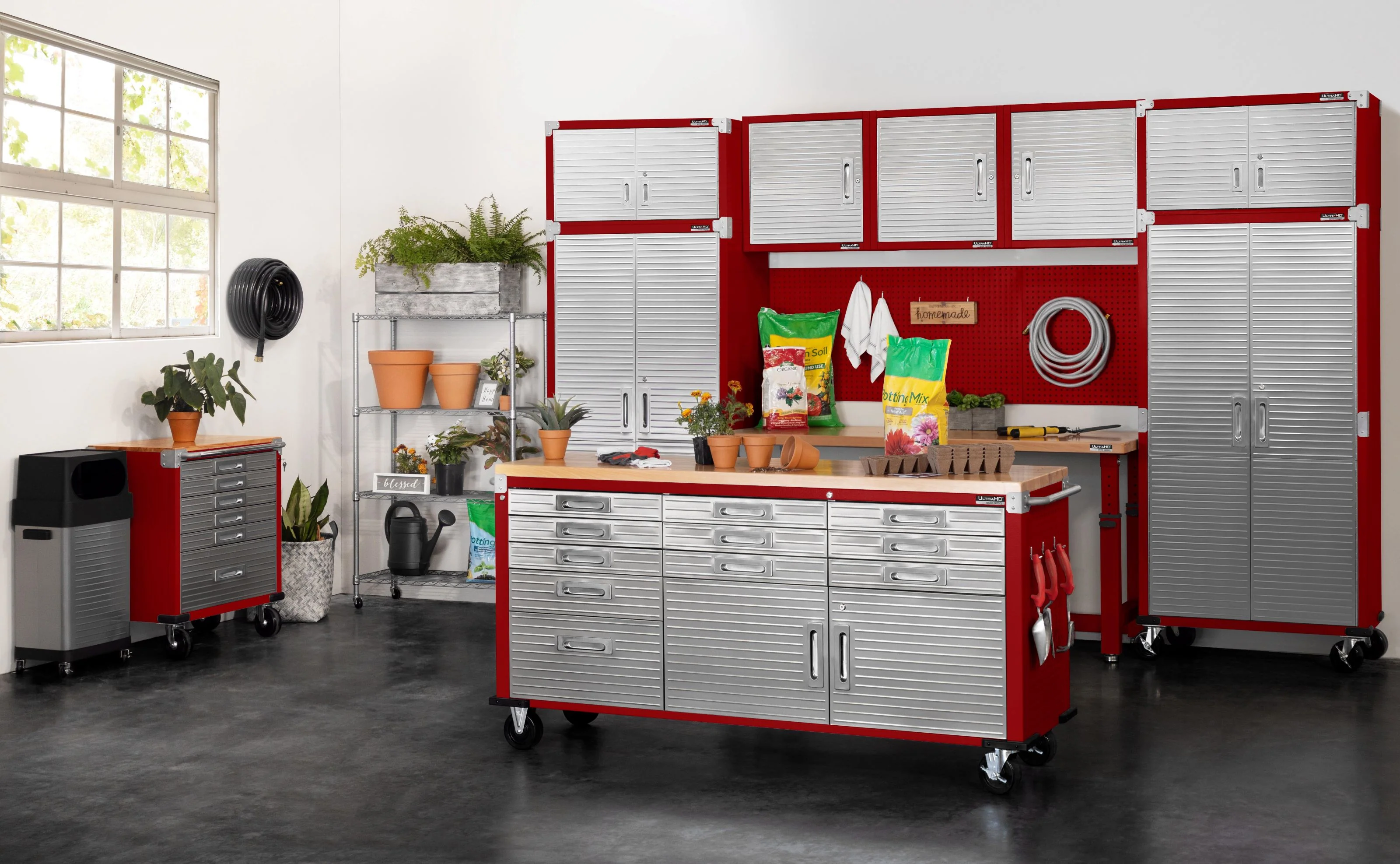 UltraHD® 11-Drawer Rolling Workbench - Image 21